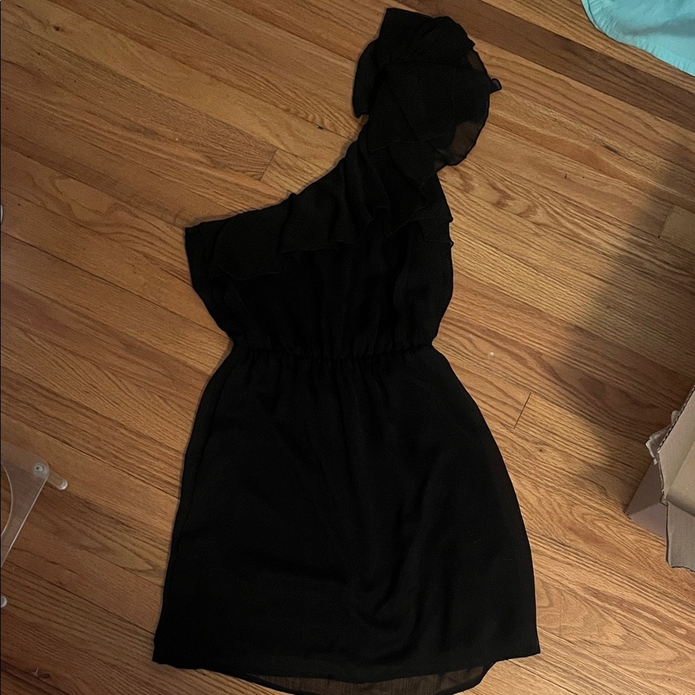 Eyelash Couture Black Garment